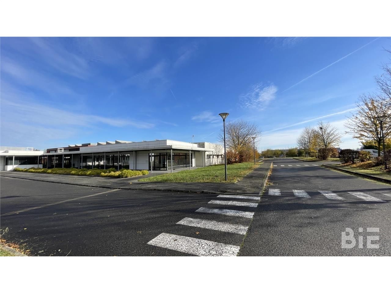 Nous vous proposons plusieurs surfaces disponible