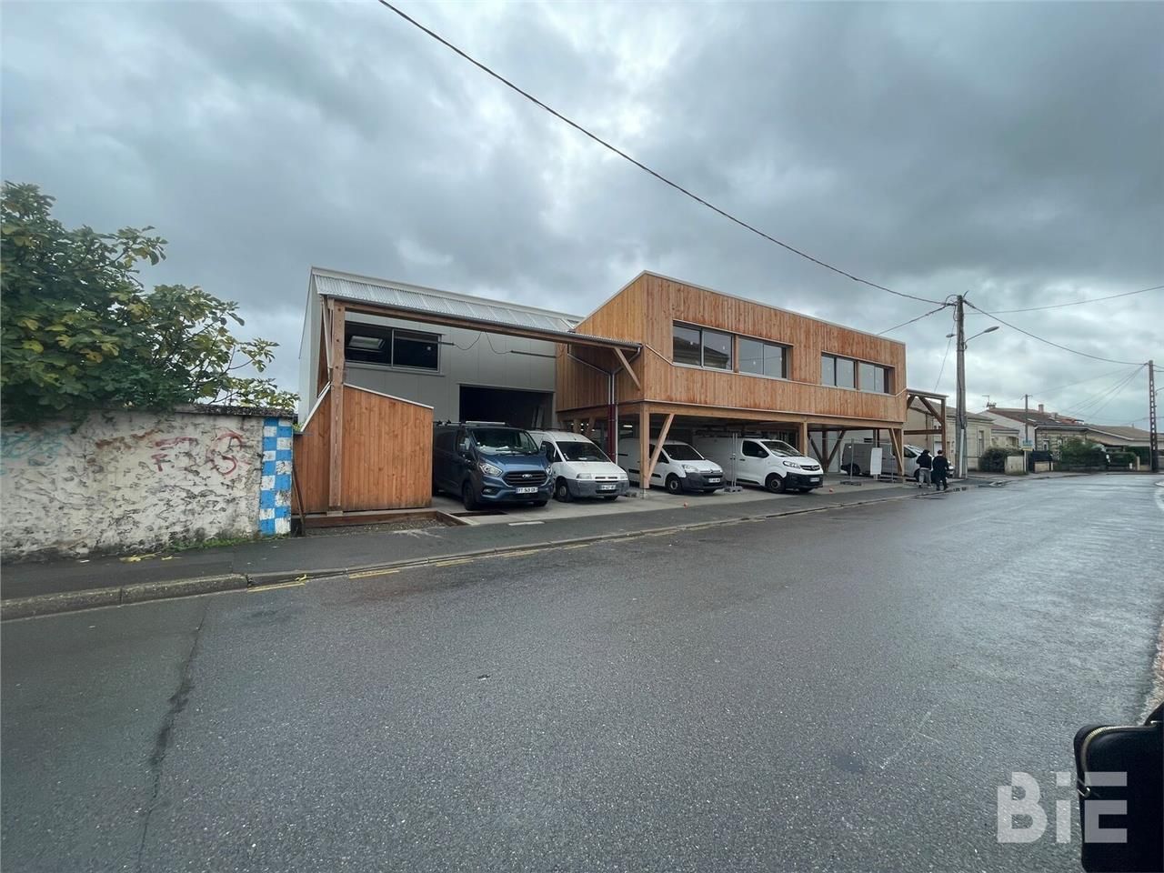 À louer - Cellules d'activité neuves à Bègles  BI