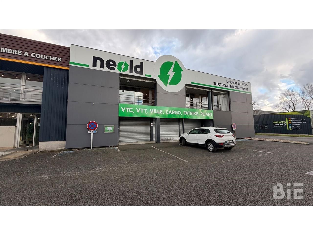 BORDEAUX IMMOBILIER ENTREPRISES propose à la loca