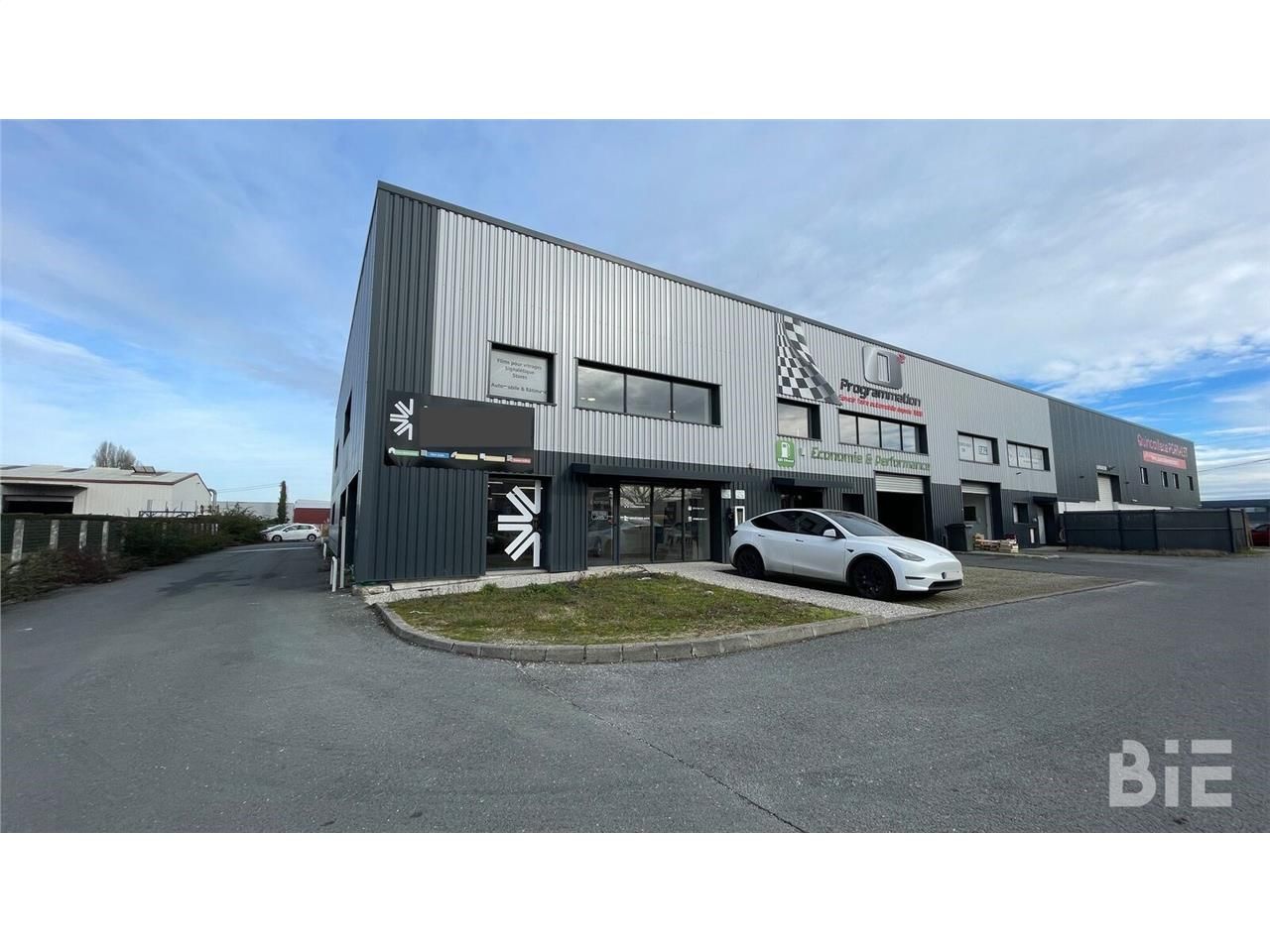 En exclusivité, Bordeaux Immobilier Entreprises p