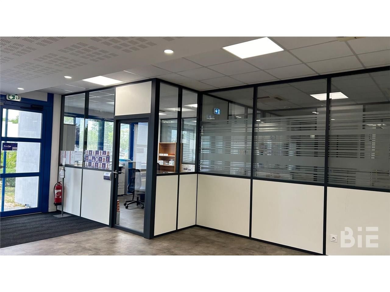 MERIGNAC accès direct rocade (sortie 9) et du tra