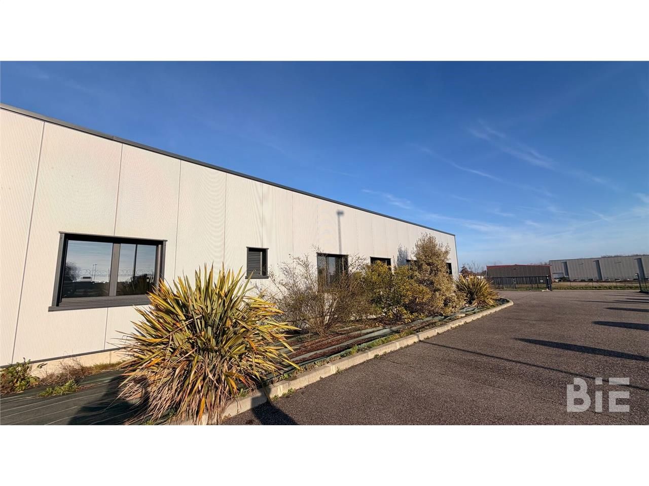 *** EXCLUSIVITE *** BORDEAUX IMMOBILIER ENTREPRIS