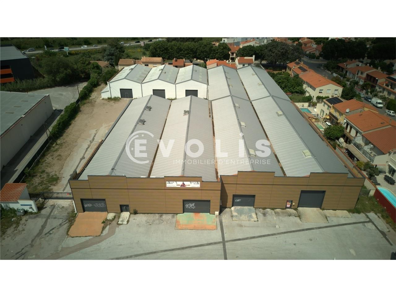 EVOLIS propose ces locaux de 2 500 m² idéalement 