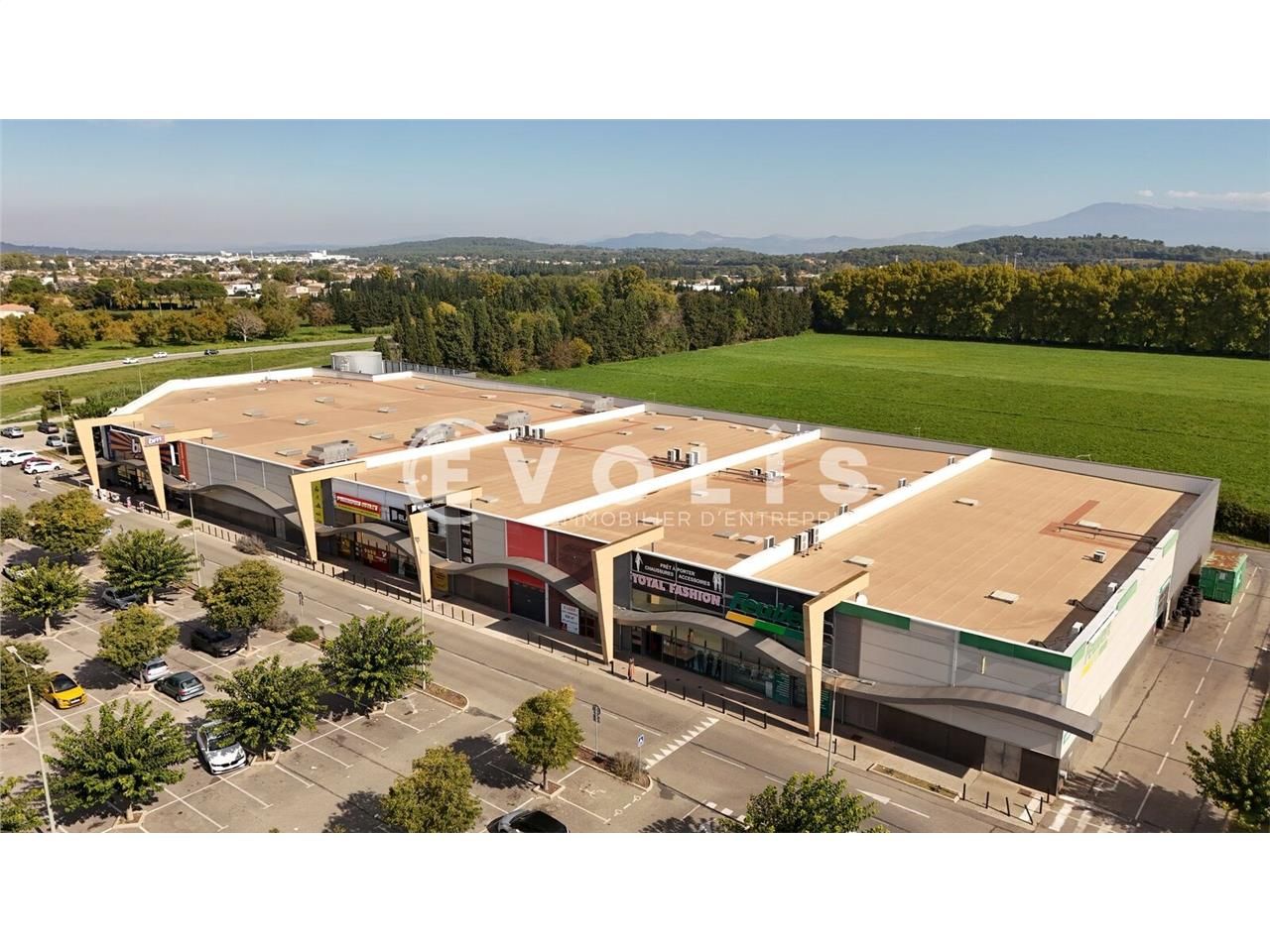 EVOLIS propose à la location des locaux commercia