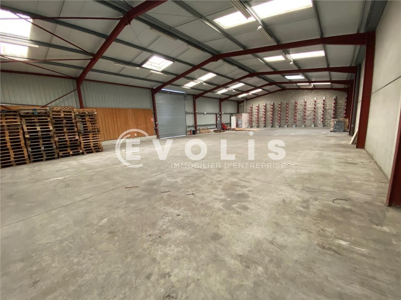 LOCATION - LOCAL D'ACTIVITE - 900 m²  Evolis Amie