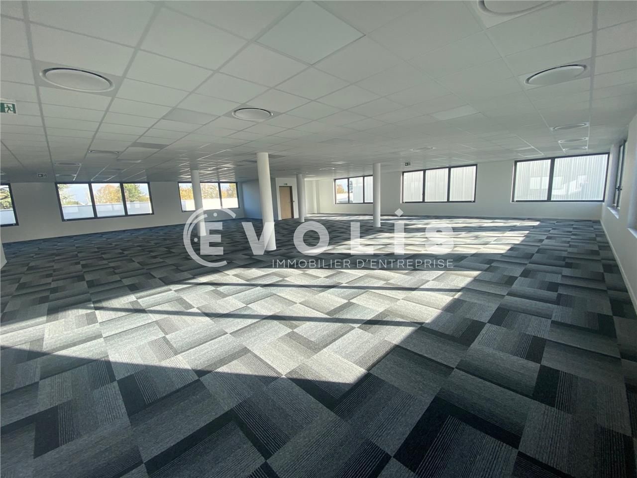LOCATION - BUREAUX - 625 m²  Evolis Amiens vous p
