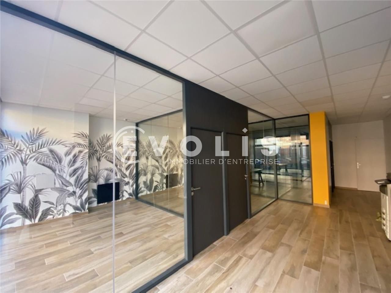 LOCATION - BUREAUX - 177 m²  Evolis Amiens vous p