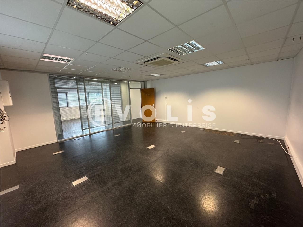 LOCATION - BUREAUX - 104 m²  Evolis Amiens vous p