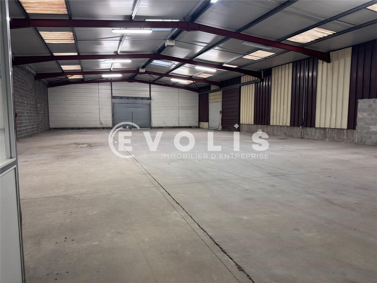 LOCATION - LOCAL D'ACTIVITÉ - 470 m² environ  EVO