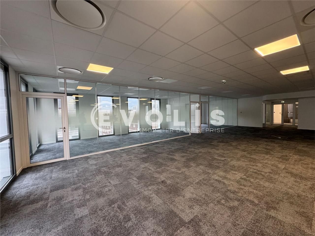 LOCATION - Bureaux - 1 032 m² environ Evolis Am