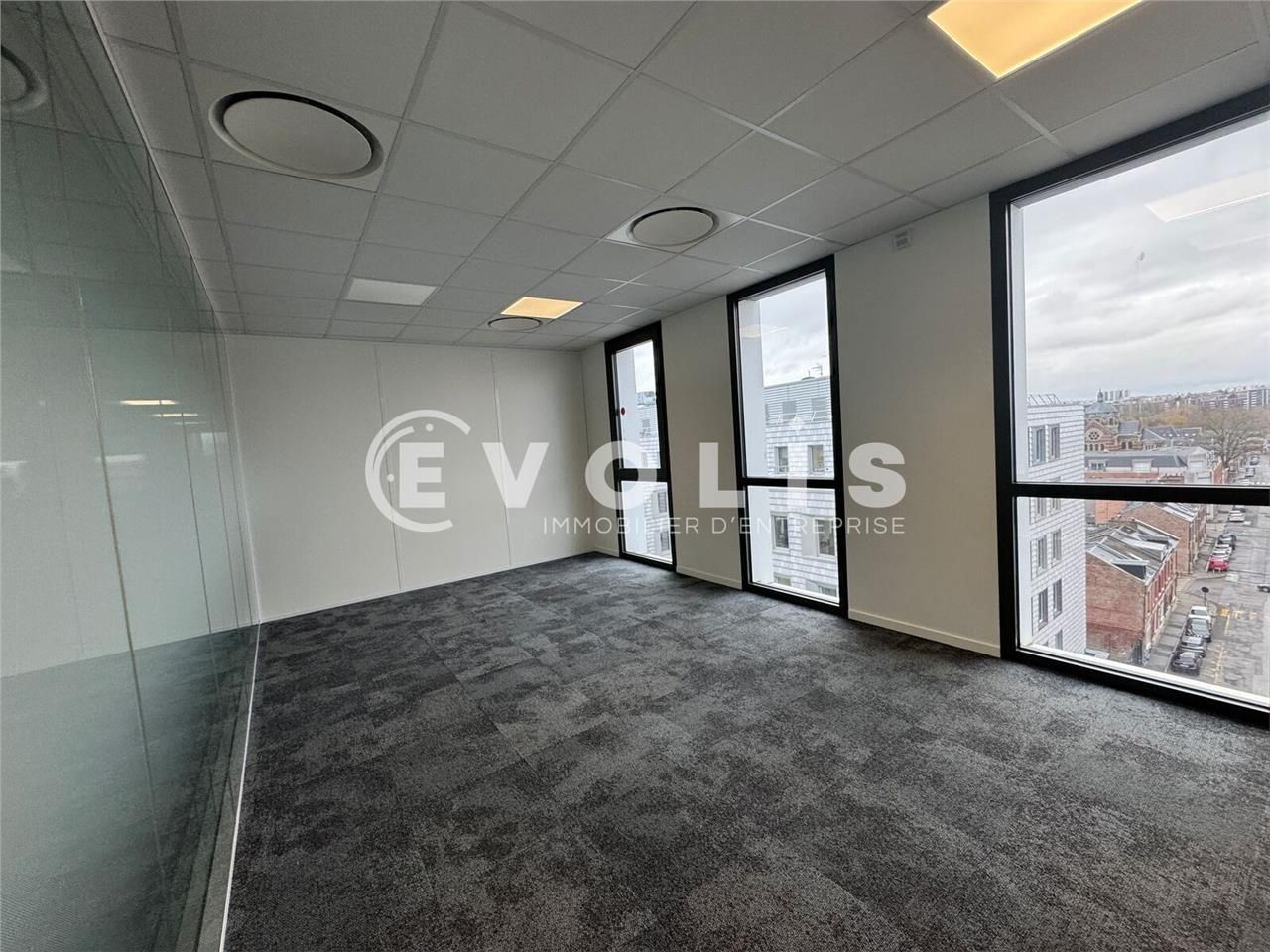 LOCATION - Bureaux - 500 m² environ Evolis Amie