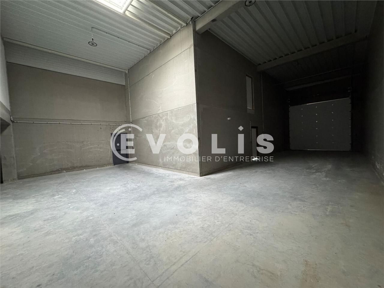 LOCATION - LOCAL D'ACTIVITE - 343 m² environ Evo