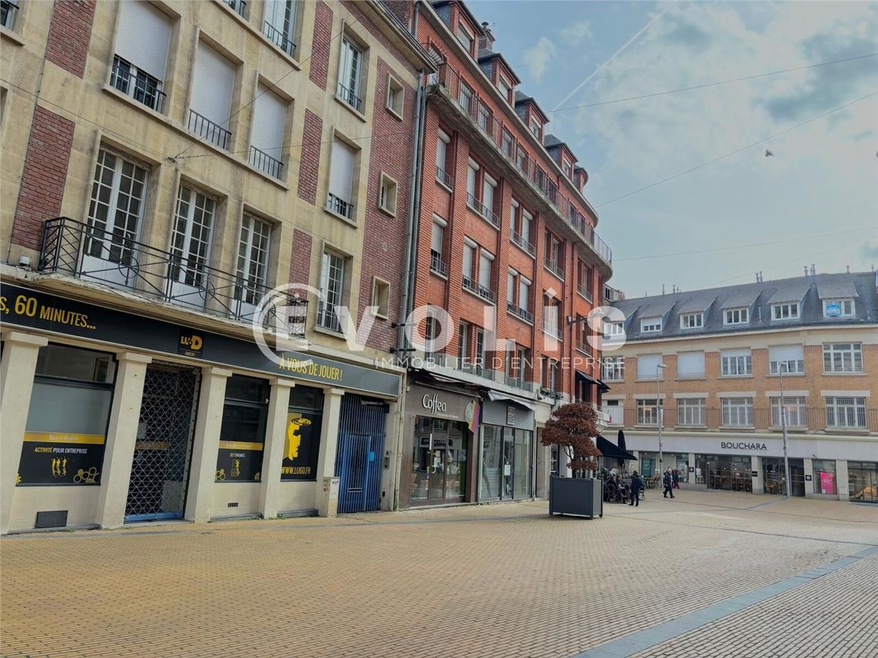 LOCATION - LOCAL COMMERCIAL - 520 m² environ  Evo