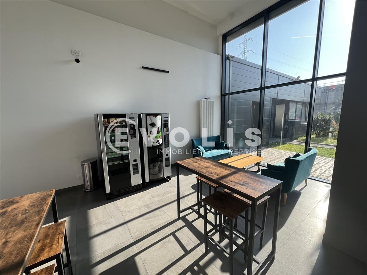 À Rosny-sous-Bois, au pied des autoroutes A3 et A