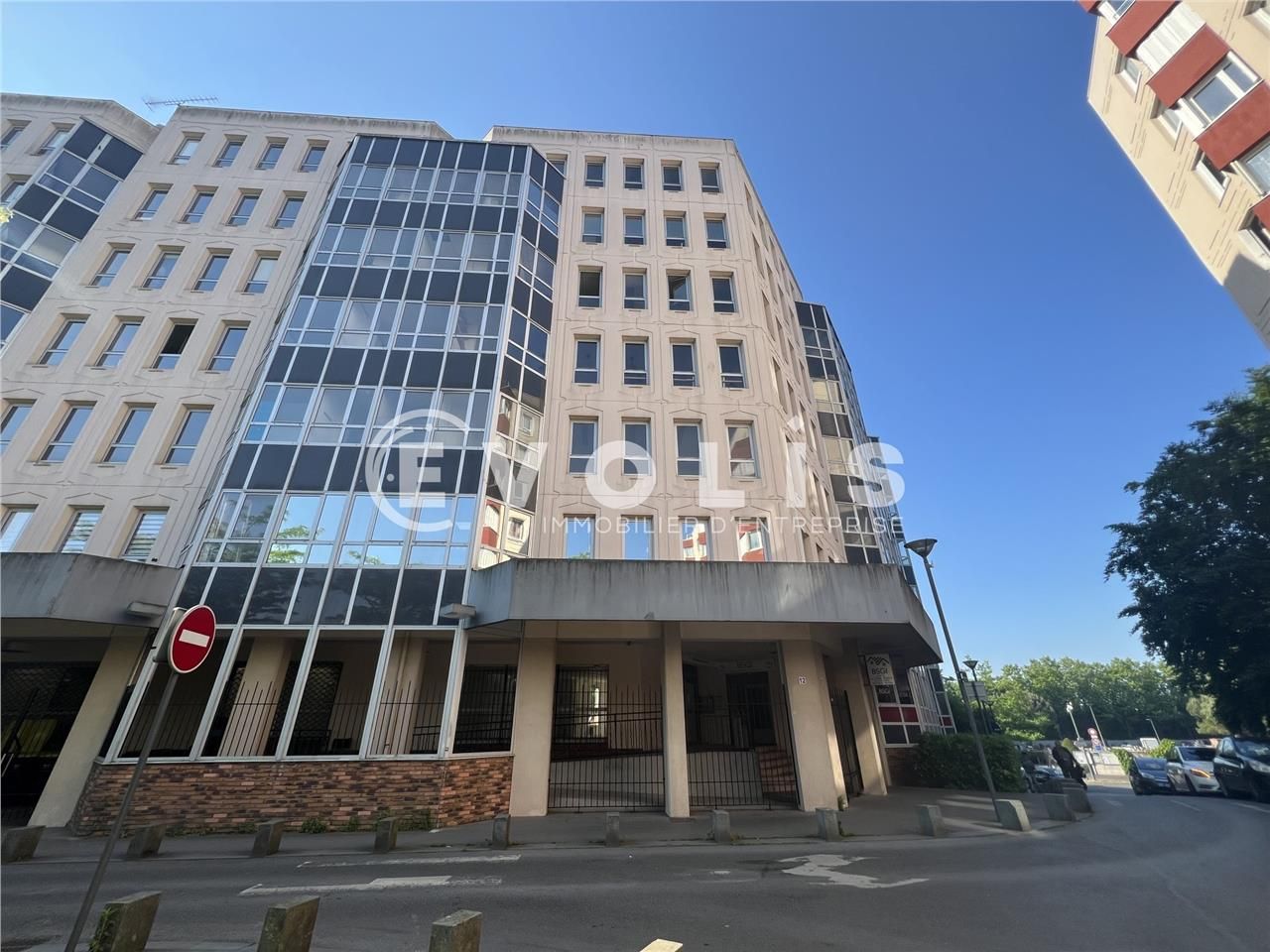 Au sein du quartier d'affaires de Noisy-le-Grand,