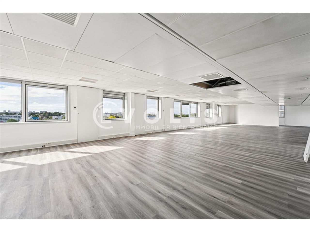 Au sein de l'immeuble SILVERGREEN, avec un accès