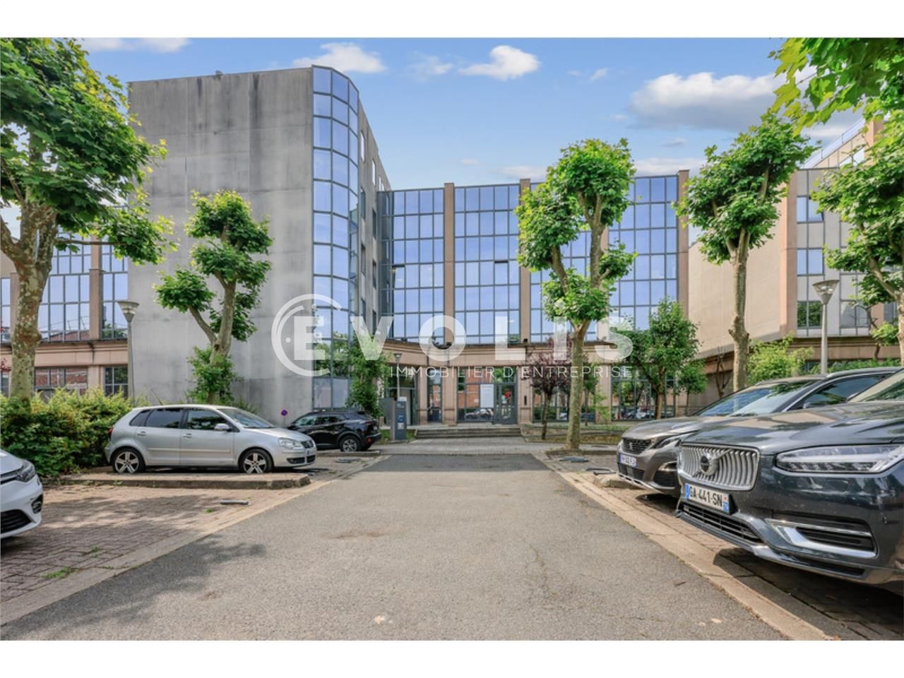 Situés à Neuilly-Plaisance, dans un environnement