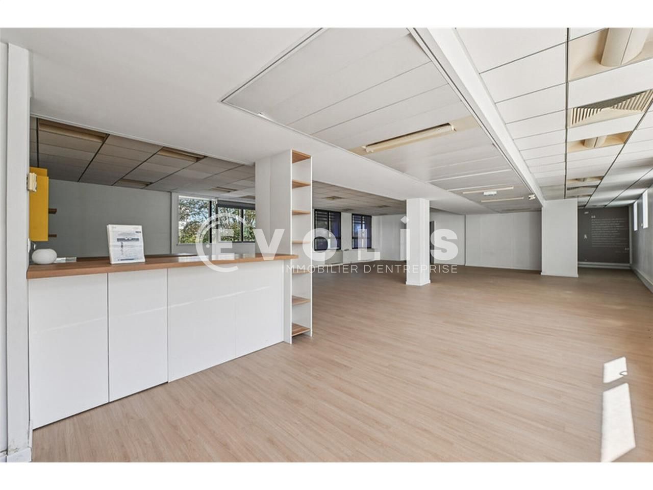 A proximité du RER, EVOLIS vous propose plusieurs