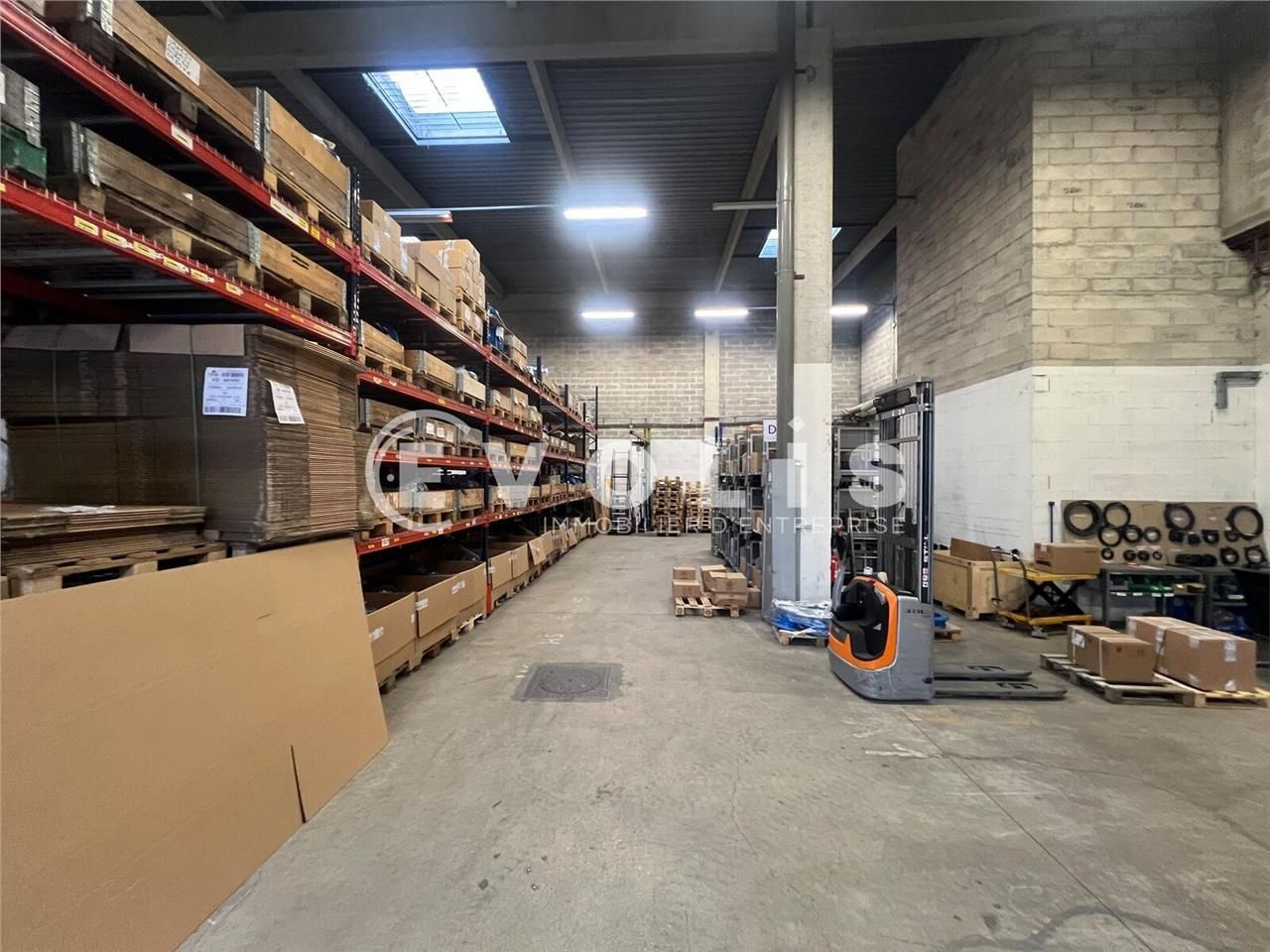 A proximité immédiate de l'Autoroute A4 et de la 