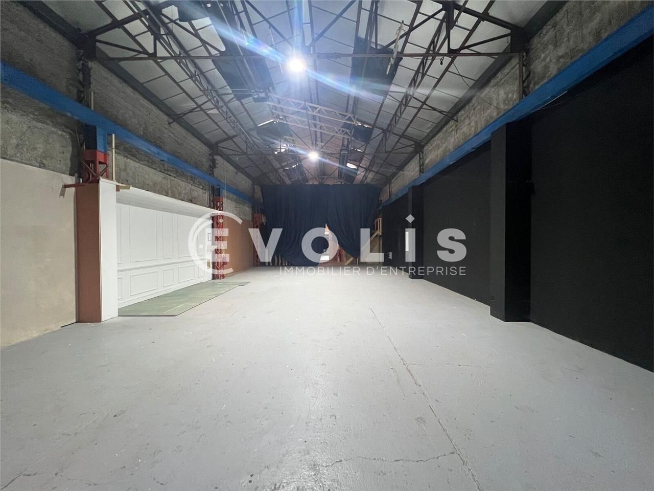 Idéalement situé au coeur d'une zone économique d