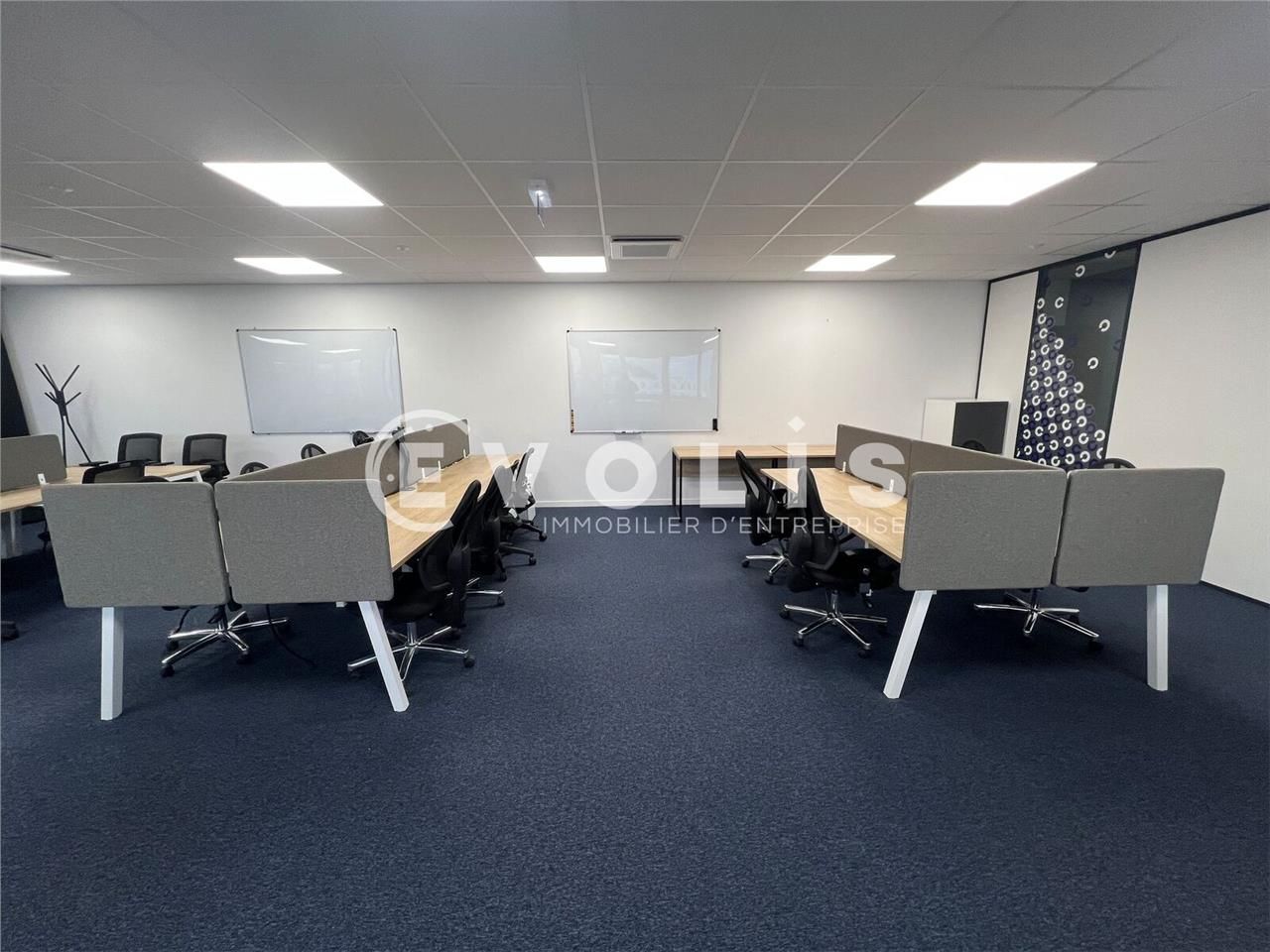 Situé dans un immeuble de haut standing, à deux p