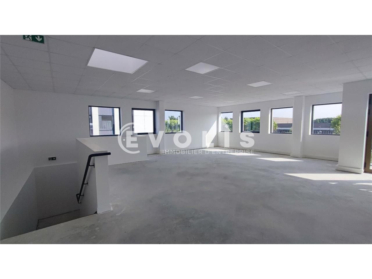 EVOLIS propose un local d'activité d'environ 1 20
