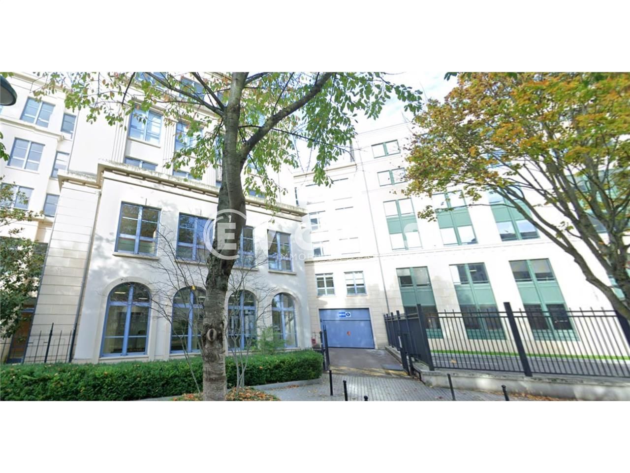 EVOLIS vous propose, à la location, des  surfaces