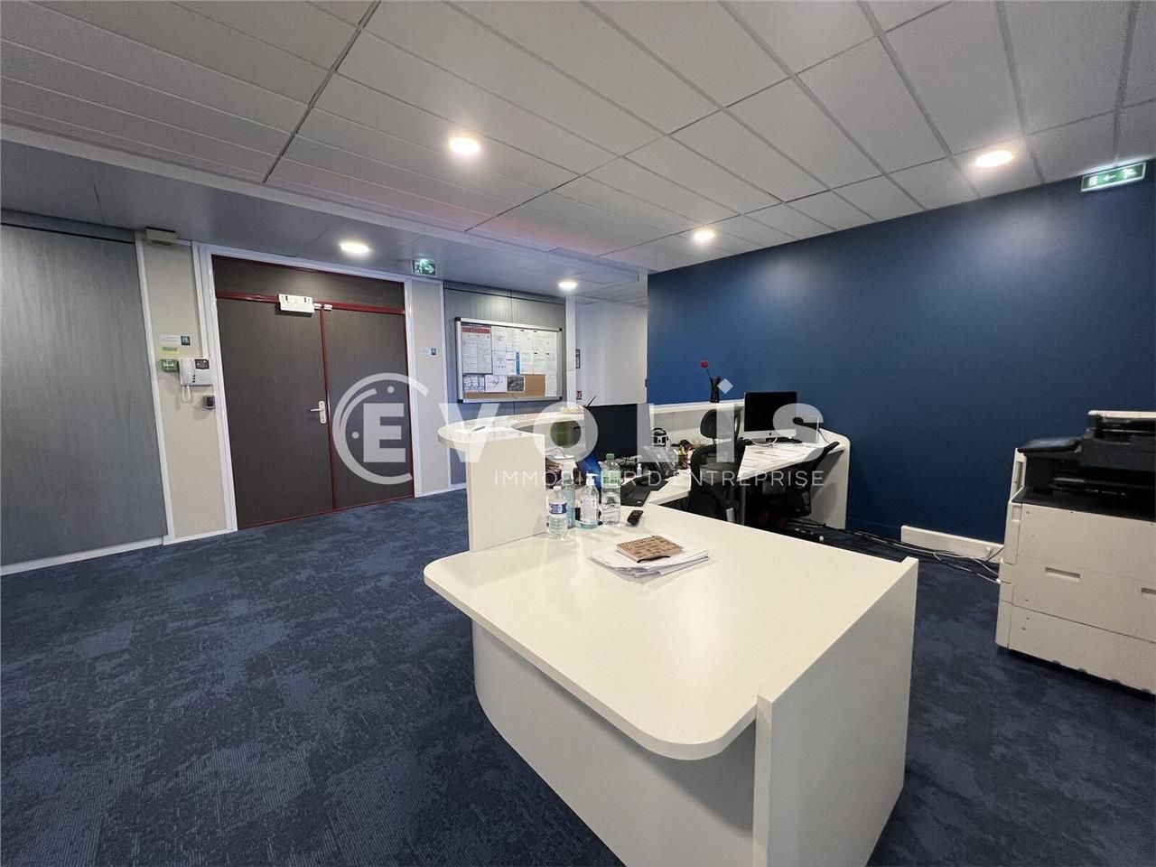 A proximité du RER A « Noisy - Mont d'Est » et de