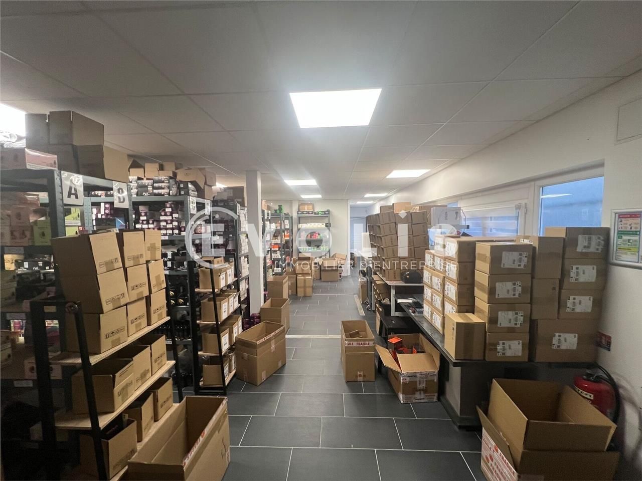 Implanté au coeur d'une zone d'activité dynamique