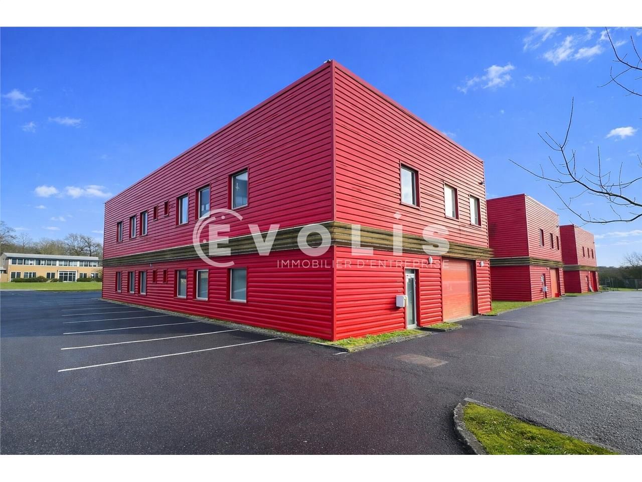 Au sein de la cité universitaire Descartes, à pro