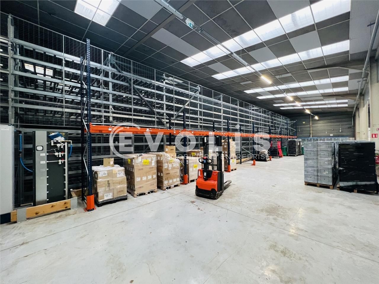 Situé dans un environnement dynamique, à proximit