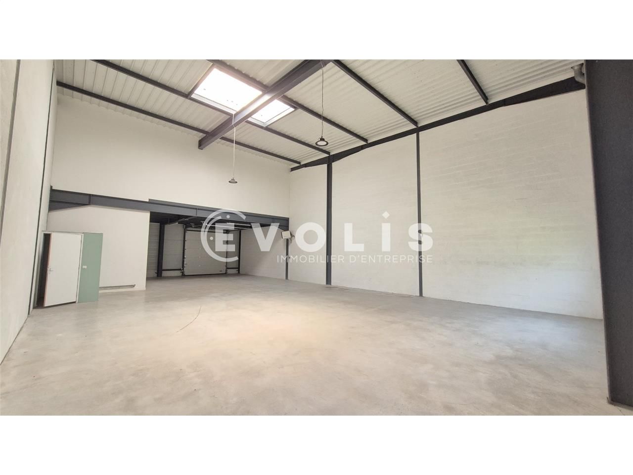 Situés dans la zone dynamique de Bussy-Saint-Geor