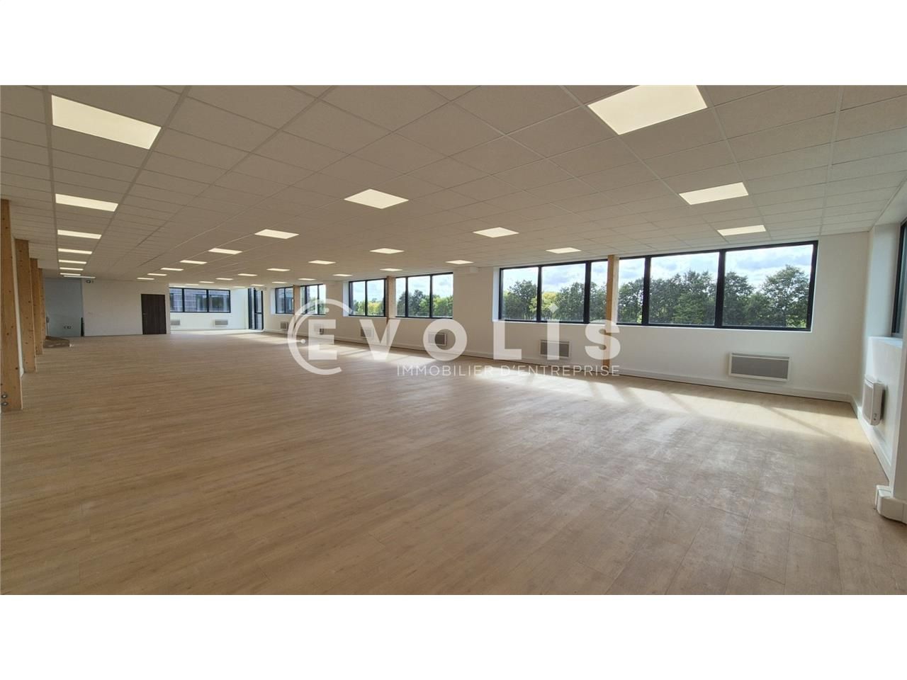 A Serris, au coeur du Parc International d'Entrep