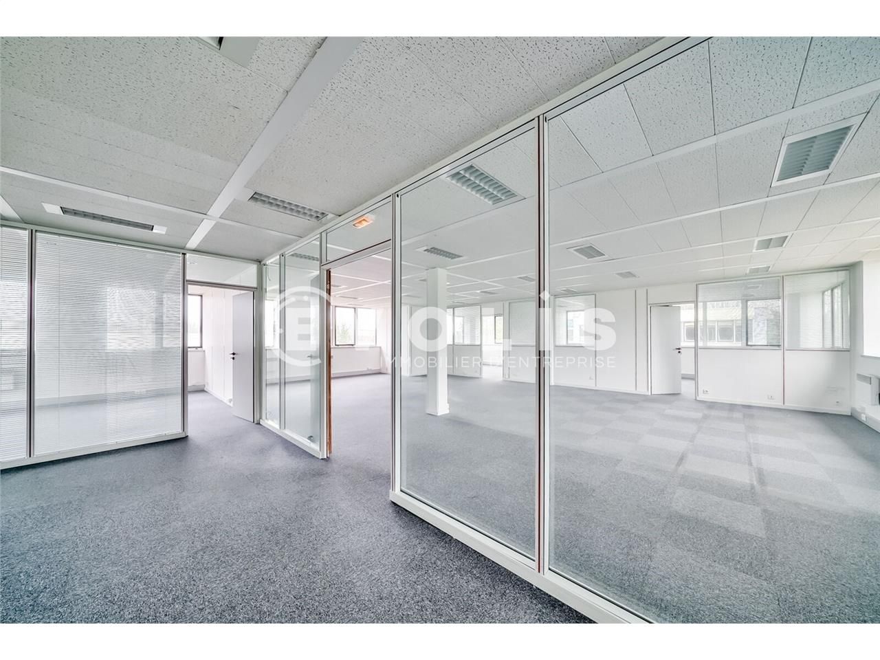 Situés au sein du Parc de l'Esplanade, à Saint Th