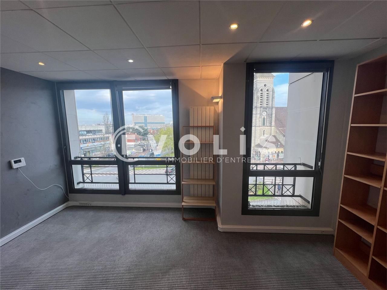 Situé au coeur d'un secteur dynamique de la ville