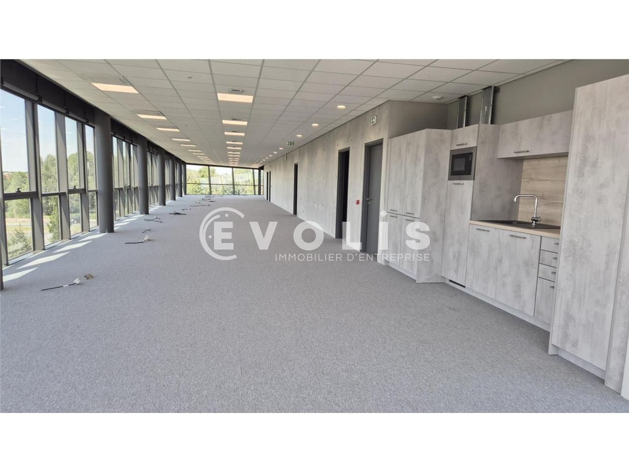 EVOLIS vous propose à la location deux plateaux d