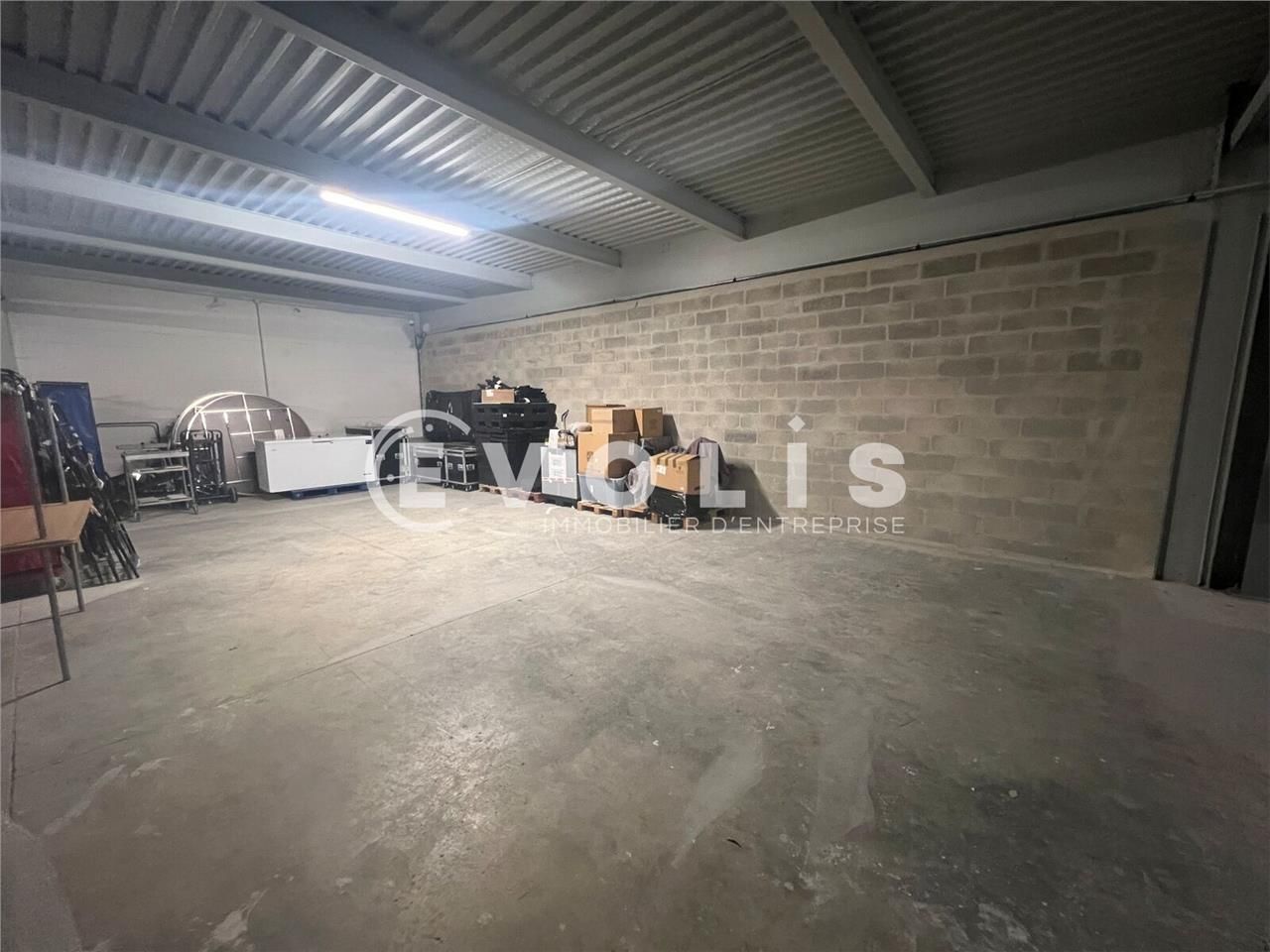 Situé à Neuilly-Plaisance, dans une zone dynamiqu
