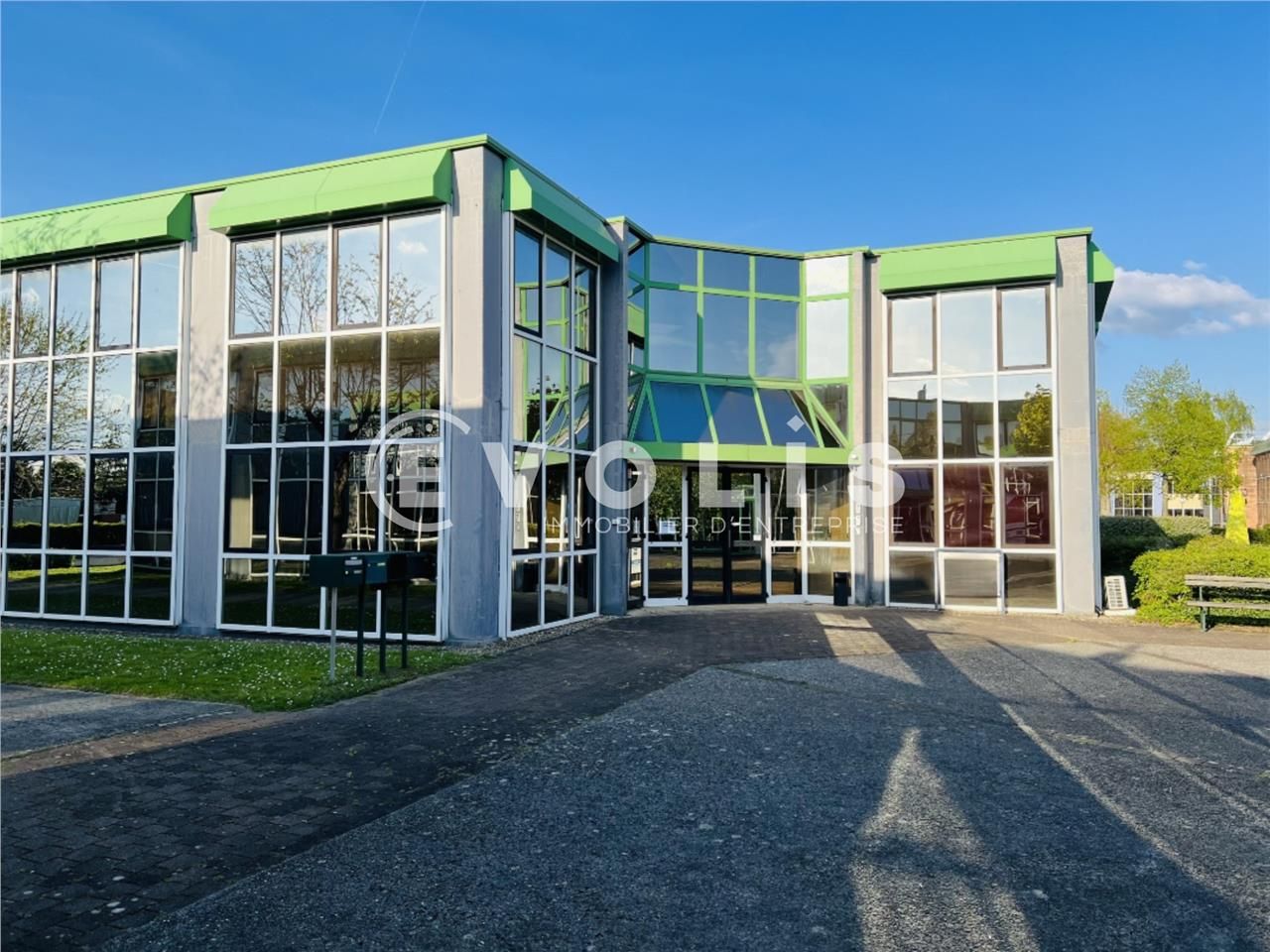 Au sein du Parc de l'Esplanade, à proximité imméd