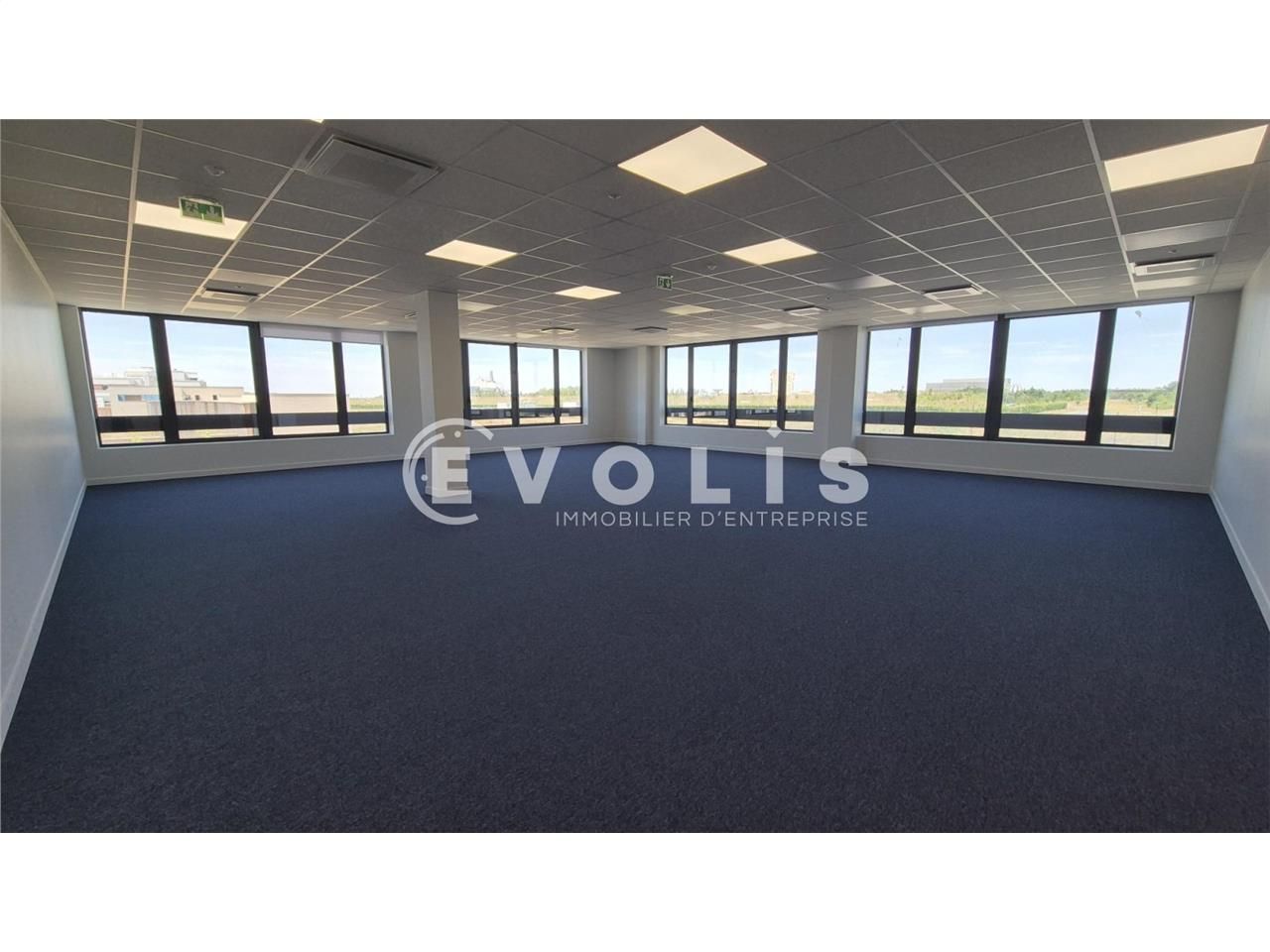 EVOLIS vous propose à la location jusqu'à 565 m² 