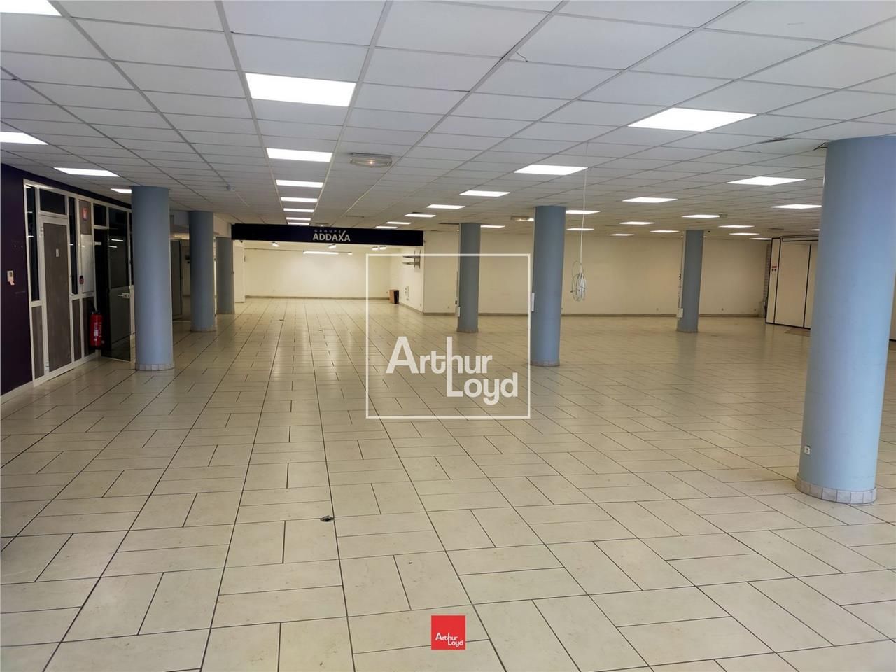 A Saint Martin le Vinoux, local Commercial A LOUE