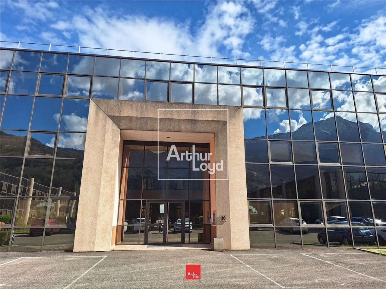 Arthur Loyd vous propose une surface de bureaux l