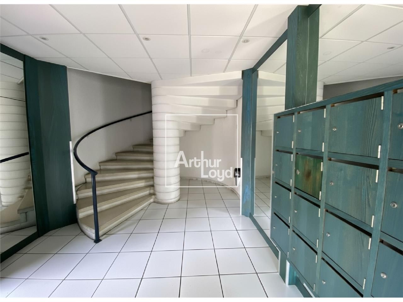 Sur la commune de Meylan, au sein du bâtiment dén