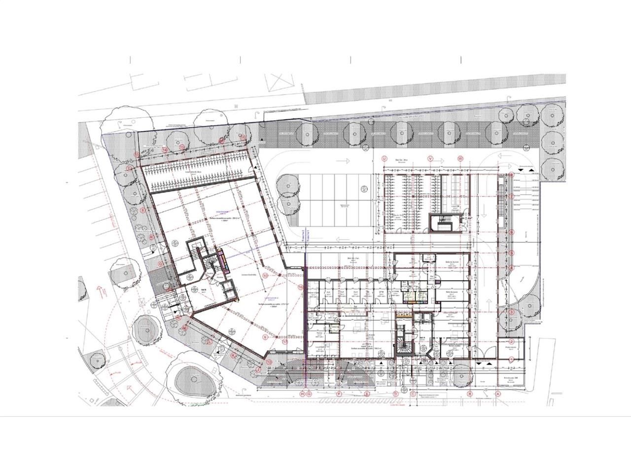 Location locaux commerciaux 254 m² non divisibles