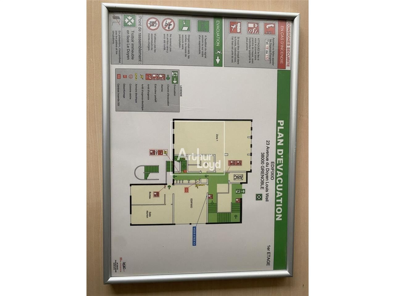 Vente bureaux 67 m² non divisibles