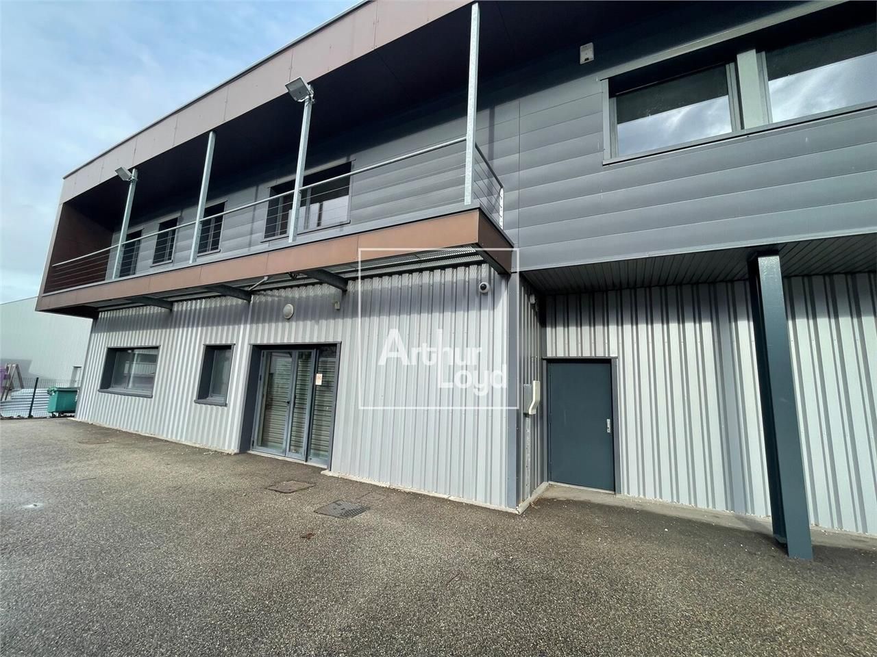 Arthur Loyd vous propose, sur la commune de St Ma