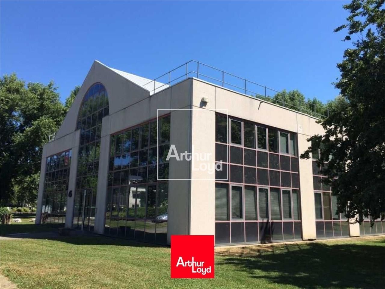 Sur la commune d'EYBENS, limitrophe GRENOBLE, au