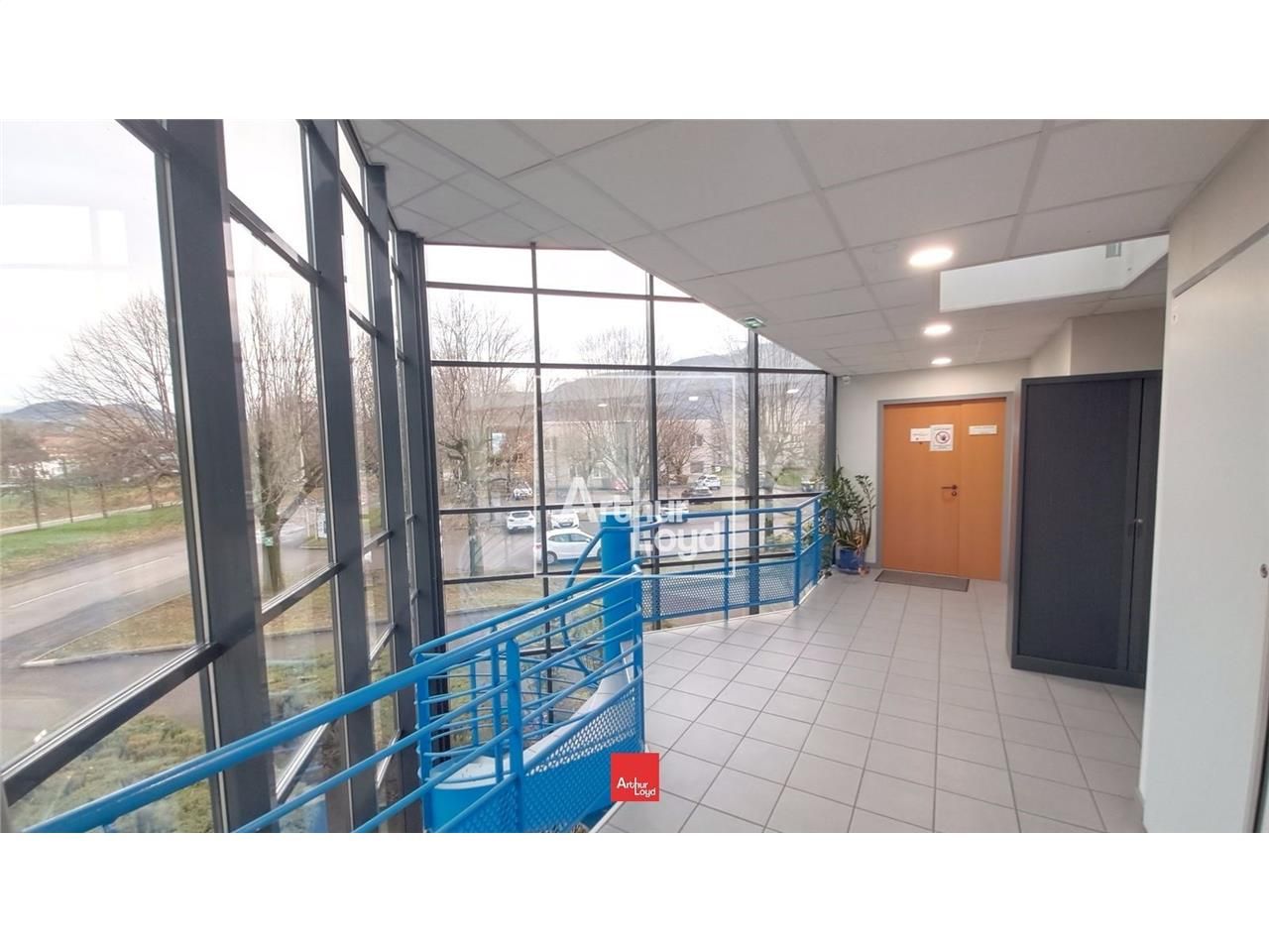Située dans la zone d'activité  Centr'A