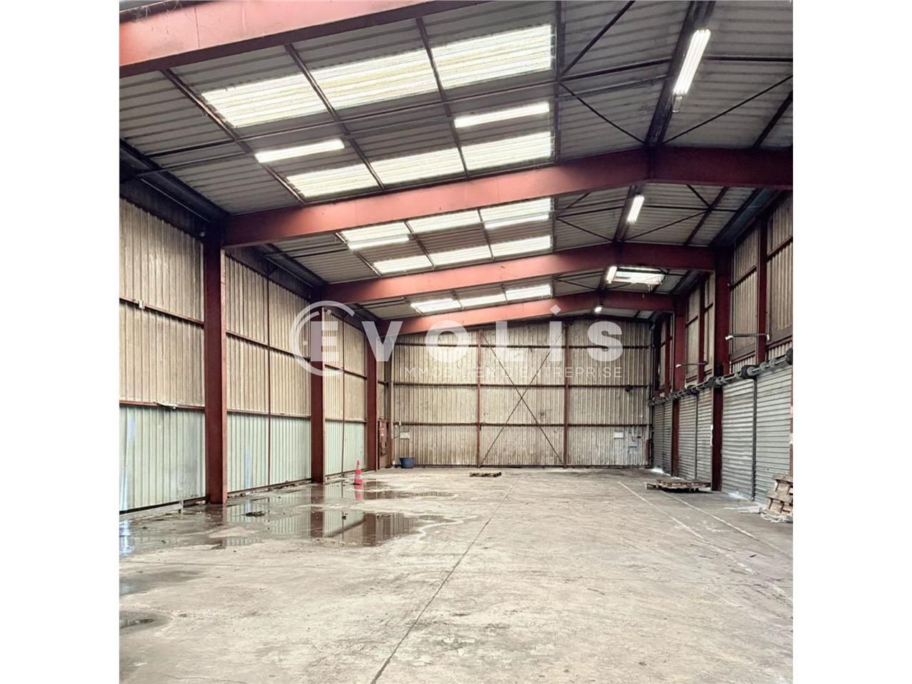 Découvrez des entrepôts de qualité à louer à Mora