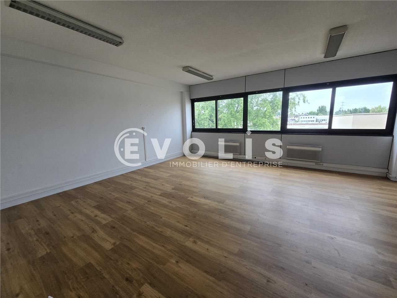 À la recherche de bureaux à louer à Palaiseau ? N