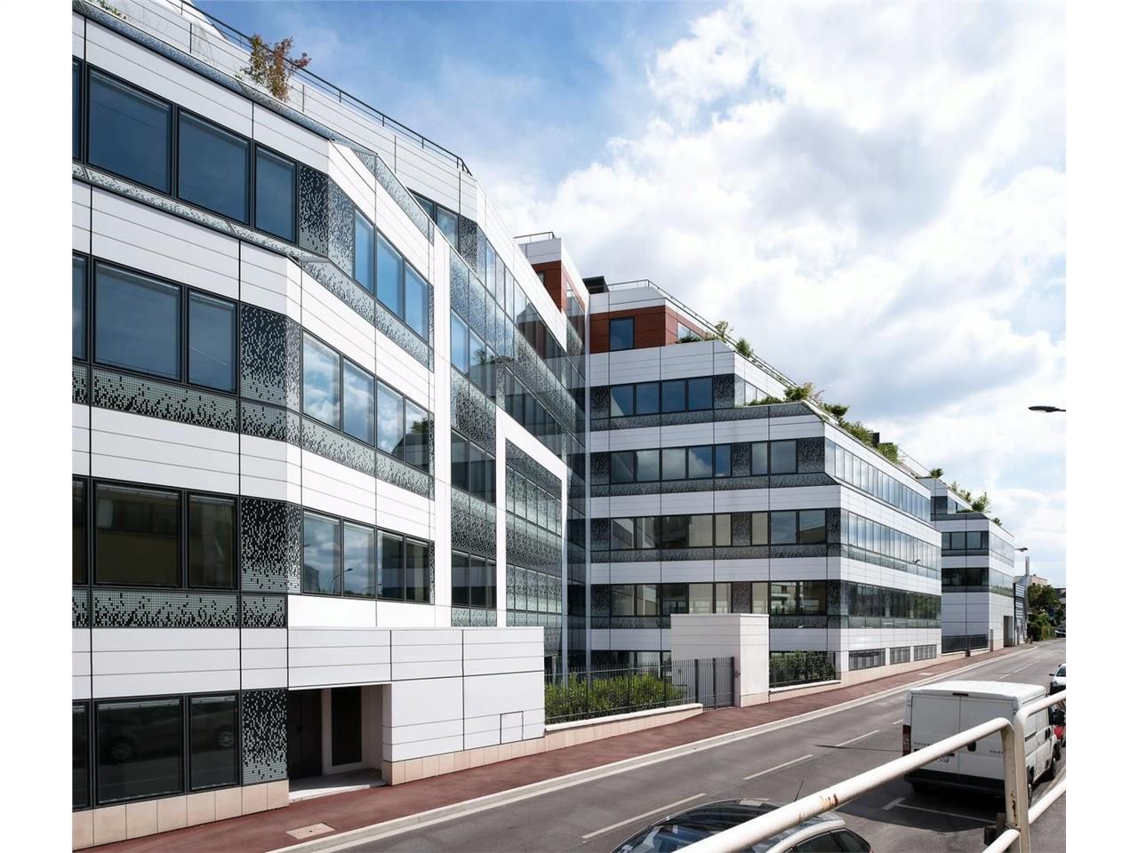 Location Bureaux 6527.63 m² non divisibles 92320 Châtillon